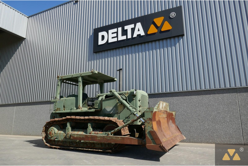 Caterpillar D7F Ex- - Buldózer: 3 kép. Caterpillar D7F Ex- - Buldózer: 3 kép.