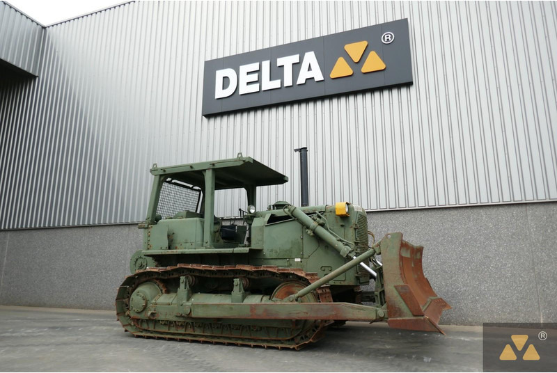 Caterpillar D7F Ex- - Buldózer: 3 kép. Caterpillar D7F Ex- - Buldózer: 3 kép.
