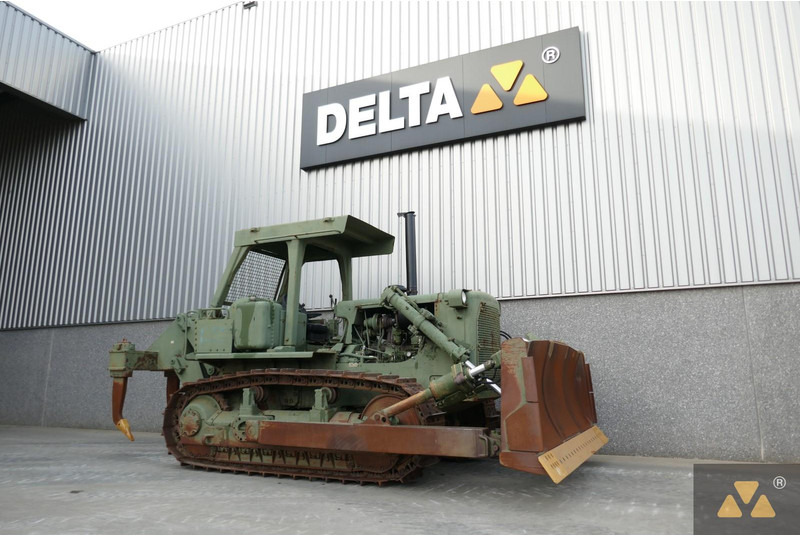 Caterpillar D7G Ex- - Buldózer: 3 kép. Caterpillar D7G Ex- - Buldózer: 3 kép.