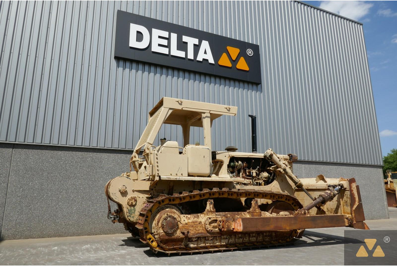 Caterpillar D7G Ex- - Buldózer: 5 kép. Caterpillar D7G Ex- - Buldózer: 5 kép.