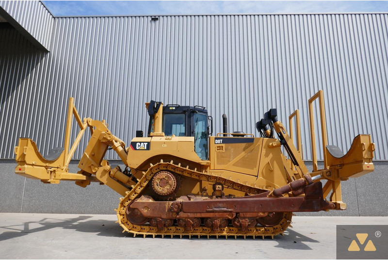 Caterpillar D8T Pipe carrier - Csőfektető: 2 kép. Caterpillar D8T Pipe carrier - Csőfektető: 2 kép.