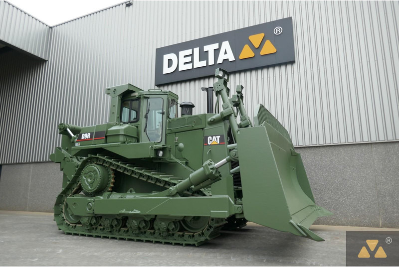 Caterpillar D9R Ex- - Buldózer: 3 kép. Caterpillar D9R Ex- - Buldózer: 3 kép.