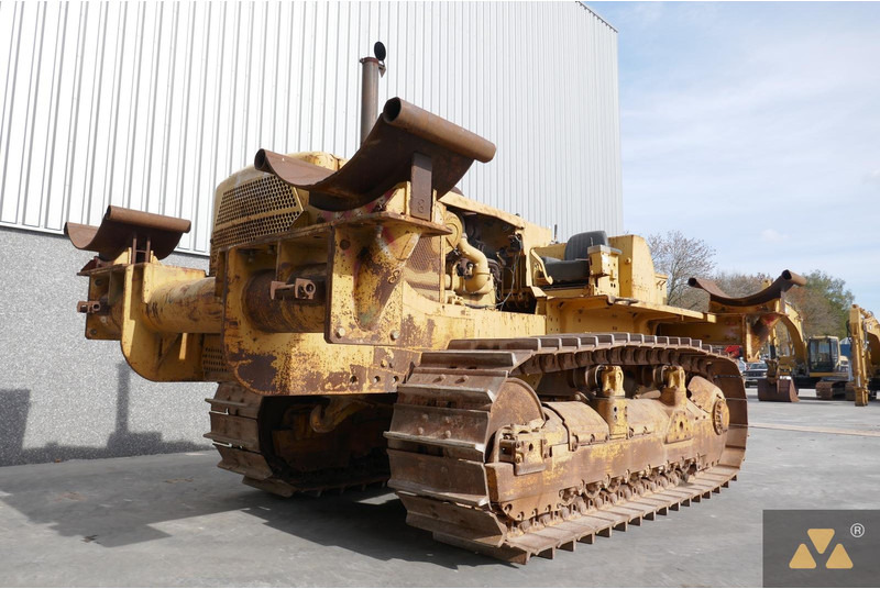 Caterpillar D8K Pipe carrier - Építőipari gépek: 4 kép. Caterpillar D8K Pipe carrier - Építőipari gépek: 4 kép.