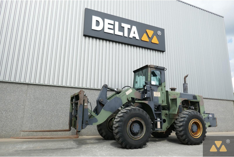 Komatsu 540 Ex- - Gumikerekes homlokrakodó: 4 kép. Komatsu 540 Ex- - Gumikerekes homlokrakodó: 4 kép.