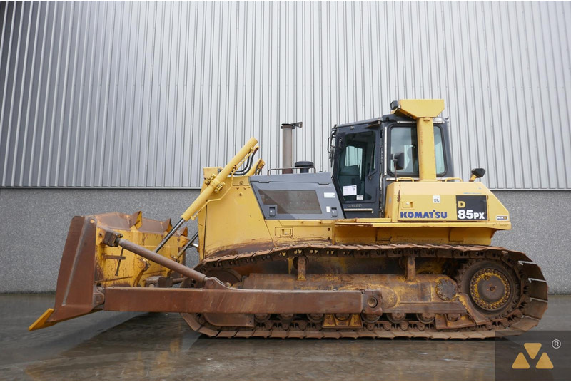 Komatsu D85PX-15 - Buldózer: 1 kép. Komatsu D85PX-15 - Buldózer: 1 kép.