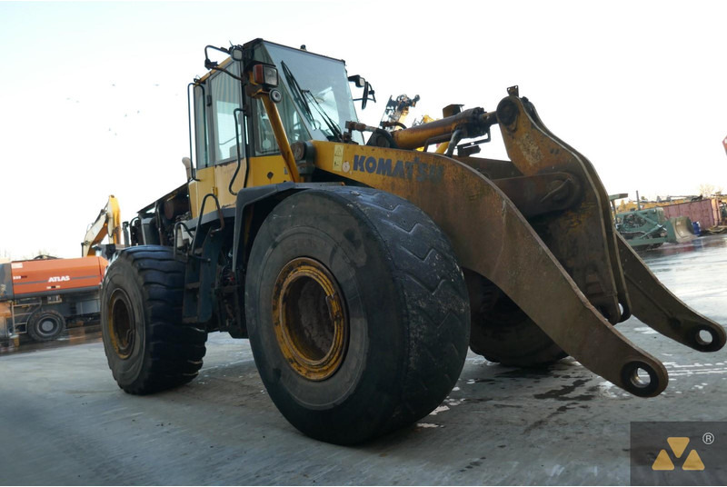 Komatsu WA470-6 - Gumikerekes homlokrakodó: 4 kép. Komatsu WA470-6 - Gumikerekes homlokrakodó: 4 kép.