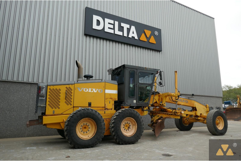 Volvo G720B - Gréder: 5 kép. Volvo G720B - Gréder: 5 kép.