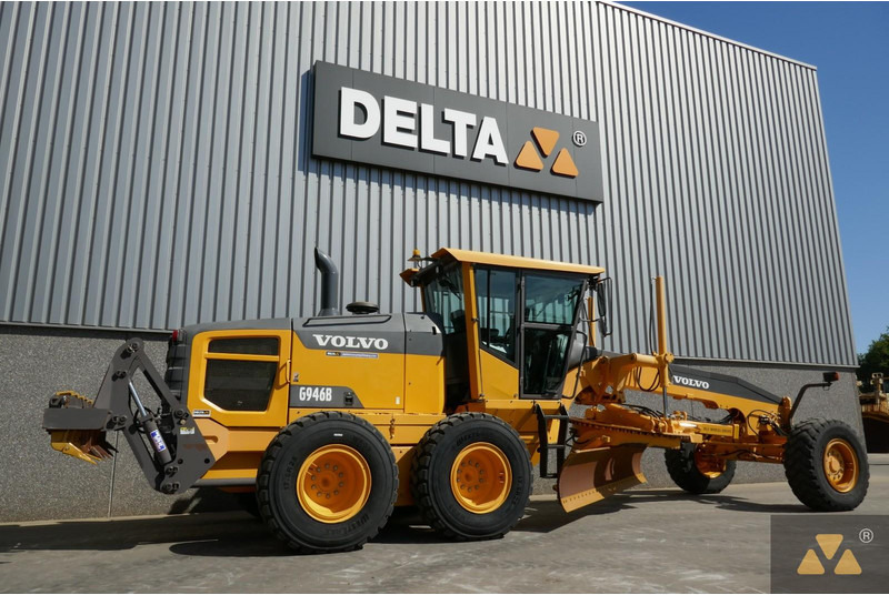Volvo G946B AWD - Gréder: 5 kép. Volvo G946B AWD - Gréder: 5 kép.