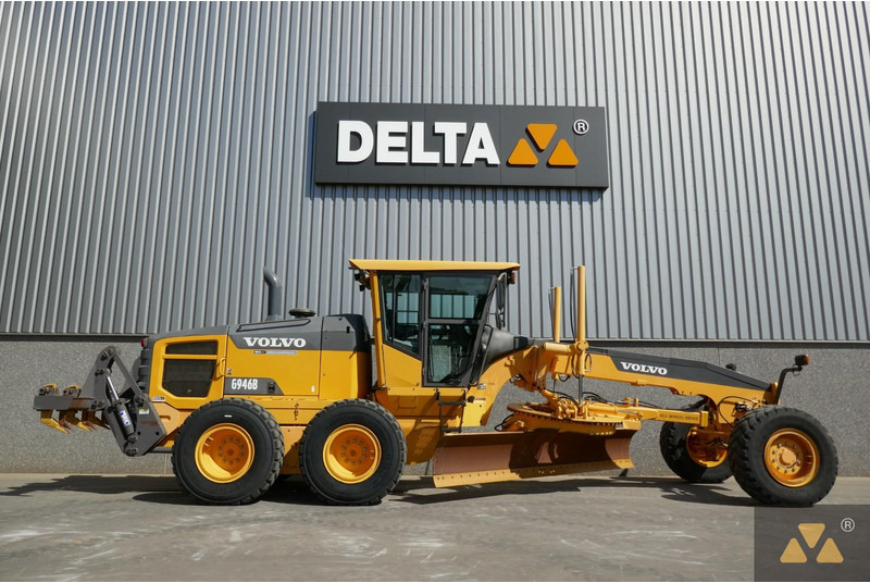 Volvo G946B AWD - Gréder: 2 kép. Volvo G946B AWD - Gréder: 2 kép.