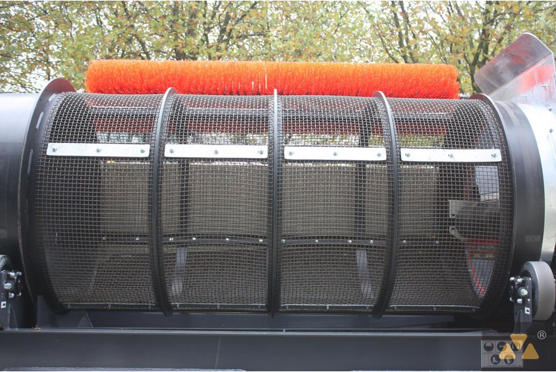 Xrok Rotator 380 - Osztályozó berendezés: 4 kép. Xrok Rotator 380 - Osztályozó berendezés: 4 kép.