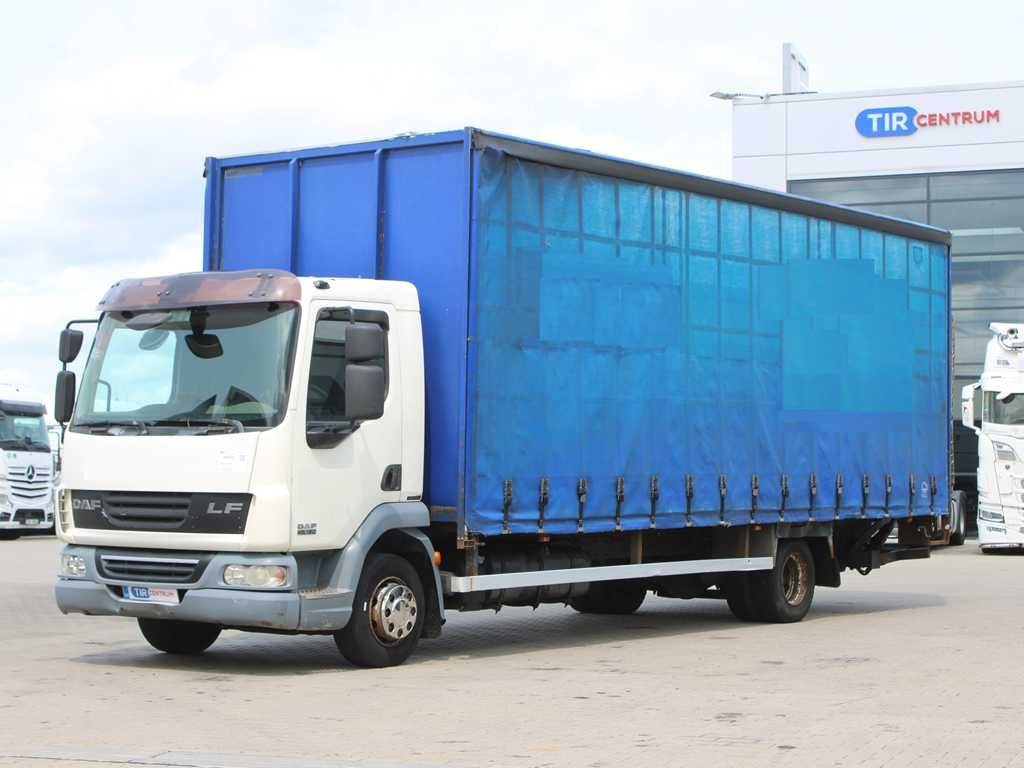 DAF FA LF 45, EURO 5, TAIL LIFT - Ponyvás teherautó: 1 kép. DAF FA LF 45, EURO 5, TAIL LIFT - Ponyvás teherautó: 1 kép.