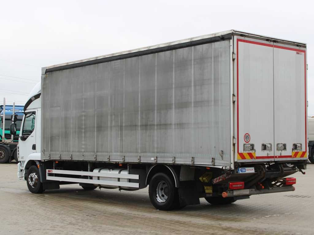 DAF LF 250 FA, HYDRAULIC LIFT, EURO 6 - Ponyvás teherautó: 4 kép. DAF LF 250 FA, HYDRAULIC LIFT, EURO 6 - Ponyvás teherautó: 4 kép.
