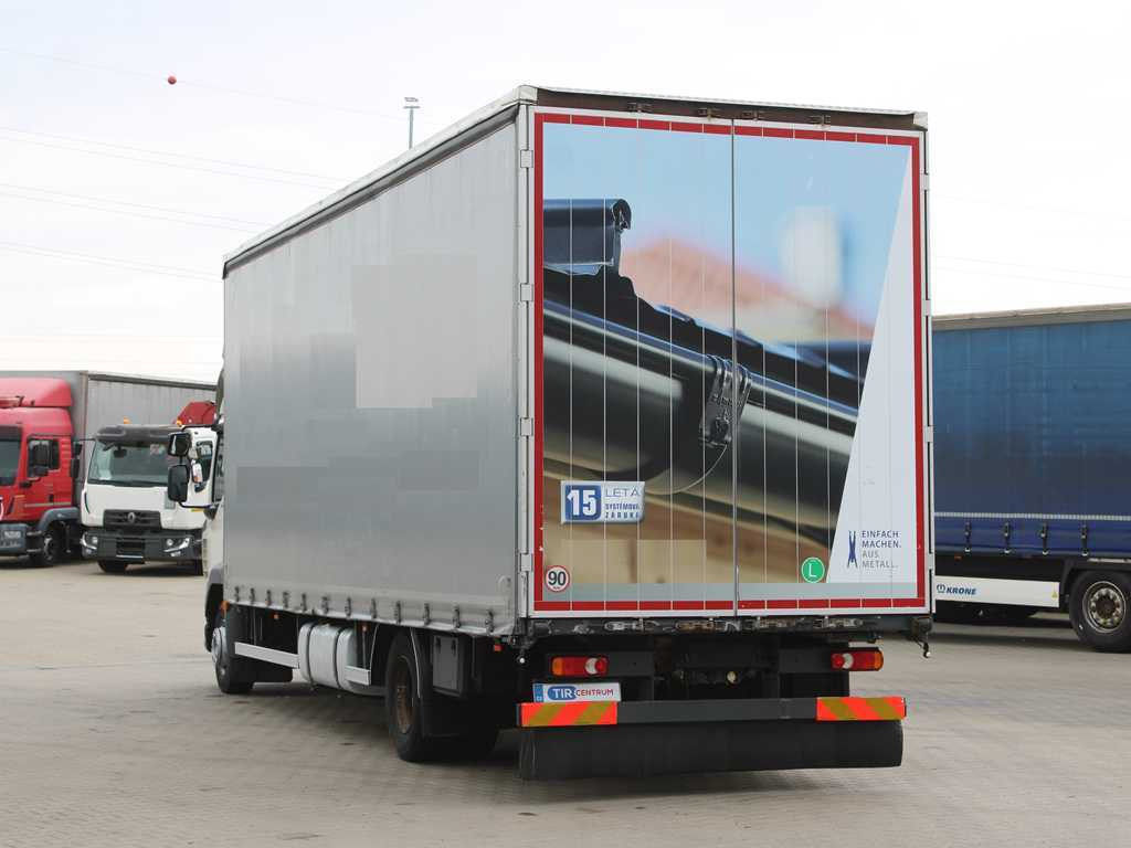 DAF LF 290 FA, EURO 6, SLEEPING BODY - Ponyvás teherautó: 5 kép. DAF LF 290 FA, EURO 6, SLEEPING BODY - Ponyvás teherautó: 5 kép.