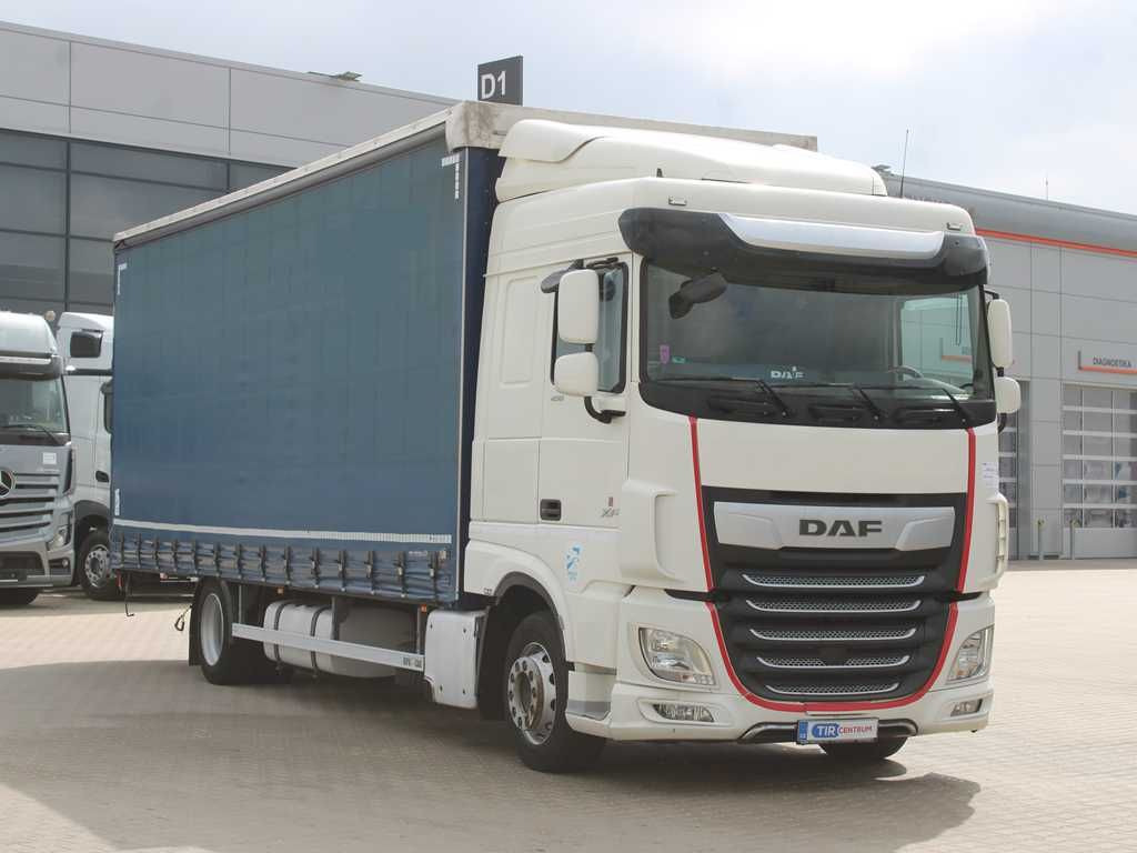 DAF XF 450, EURO 6, SECONDARY AIR CONDITIONIG - Ponyvás teherautó: 2 kép. DAF XF 450, EURO 6, SECONDARY AIR CONDITIONIG - Ponyvás teherautó: 2 kép.