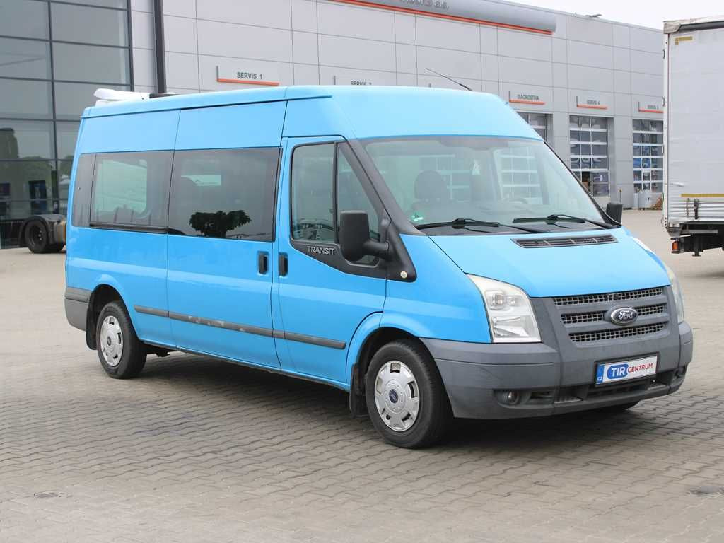 Ford Transit 300L, 9 SEATS - Kis furgon: 2 kép. Ford Transit 300L, 9 SEATS - Kis furgon: 2 kép.