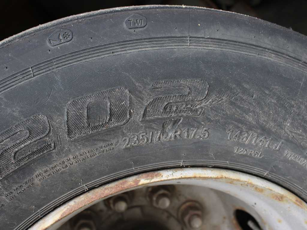 Félpótkocsi mélybölcsős Goldhofer STZ-TL 2-27/80, DRIVE-IN: 15 kép.