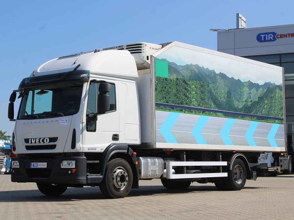 Iveco EUROCARGO 150E28, THERMO-KING TS-500, HYDRAULIC FRONT - Hűtős teherautó: 1 kép. Iveco EUROCARGO 150E28, THERMO-KING TS-500, HYDRAULIC FRONT - Hűtős teherautó: 1 kép.