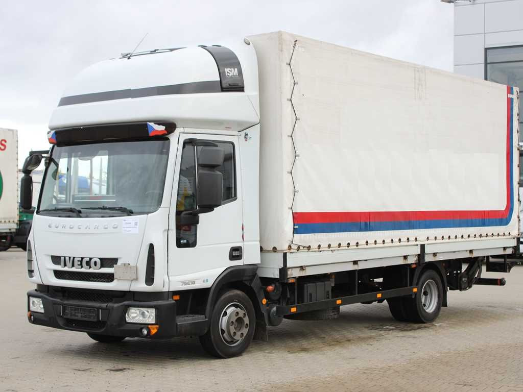 Iveco EUROCARGO 75E18, HYDRAULIC LIFT, SLEEPING CABIN Iveco EUROCARGO 75E18, TAIL LIFT, SLEEPING CABIN - Ponyvás teherautó: 1 kép. Iveco EUROCARGO 75E18, HYDRAULIC LIFT, SLEEPING CABIN Iveco EUROCARGO 75E18, TAIL LIFT, SLEEPING CABIN - Ponyvás teherautó: 1 kép.