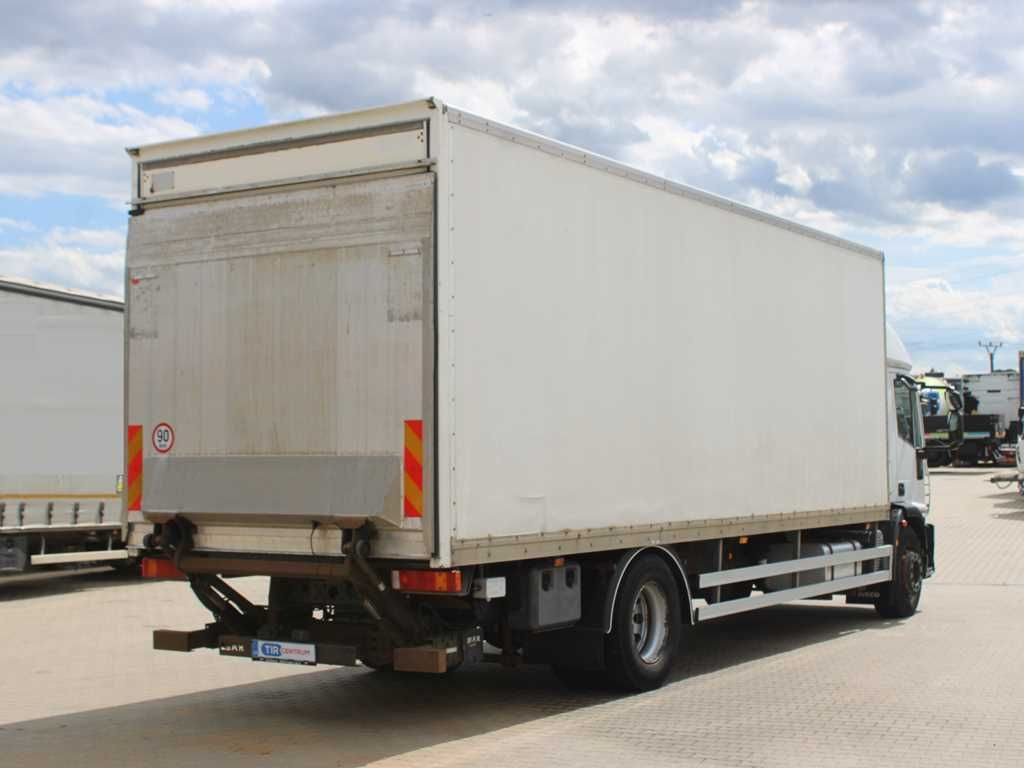 Iveco EUROCARGO ML 190EL30, EURO 5, TAIL LIFT - Dobozos felépítményű teherautó: 3 kép. Iveco EUROCARGO ML 190EL30, EURO 5, TAIL LIFT - Dobozos felépítményű teherautó: 3 kép.