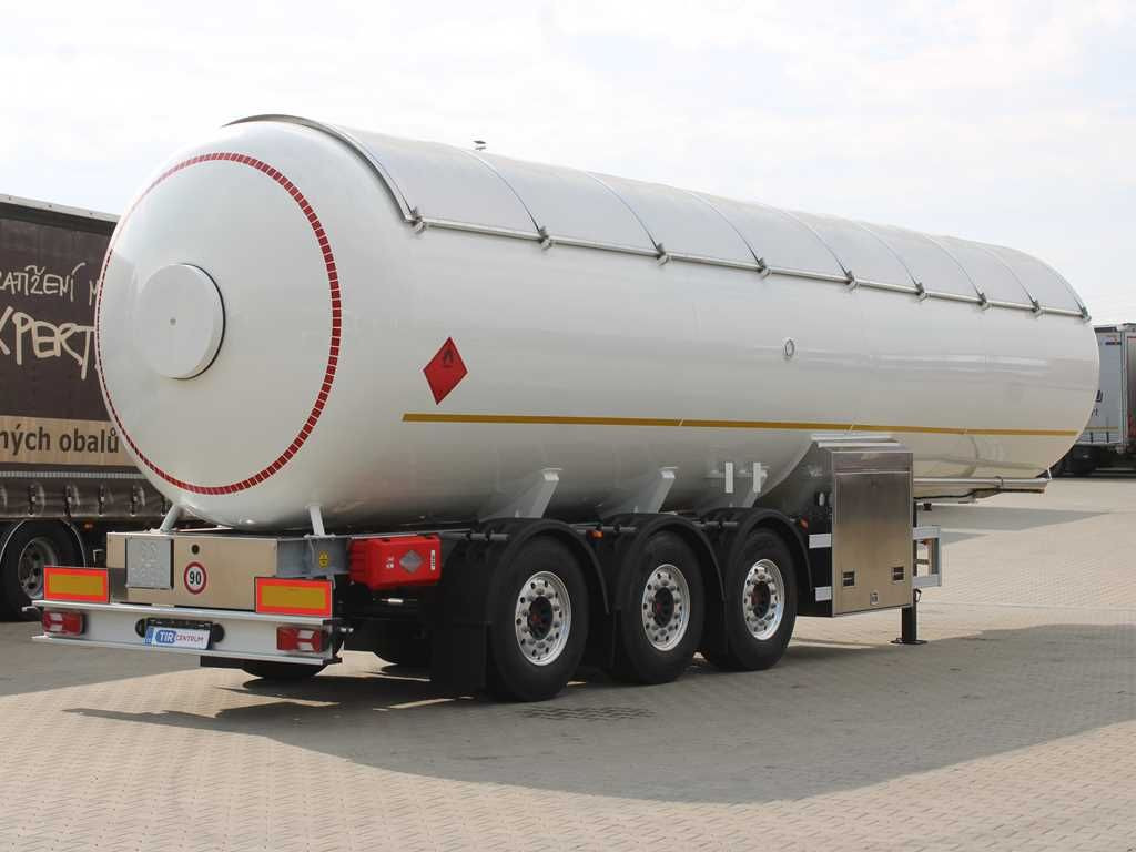 KADATEC KA350C,LIFTING AXLE,LPG-PROPANBUTAN,53m³ - Tartályos félpótkocsi: 3 kép. KADATEC KA350C,LIFTING AXLE,LPG-PROPANBUTAN,53m³ - Tartályos félpótkocsi: 3 kép.