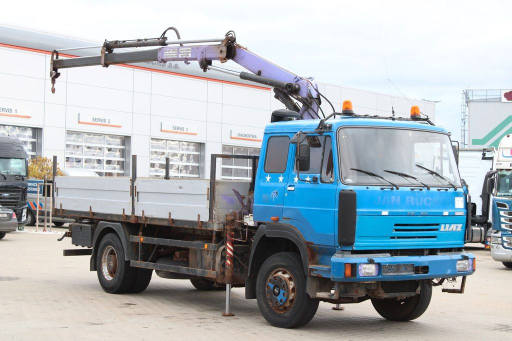 LIAZ 18.23,CRANE NJ SR-70 PT,BEACONS - Platós teherautó, Darus autó: 2 kép. LIAZ 18.23,CRANE NJ SR-70 PT,BEACONS - Platós teherautó, Darus autó: 2 kép.