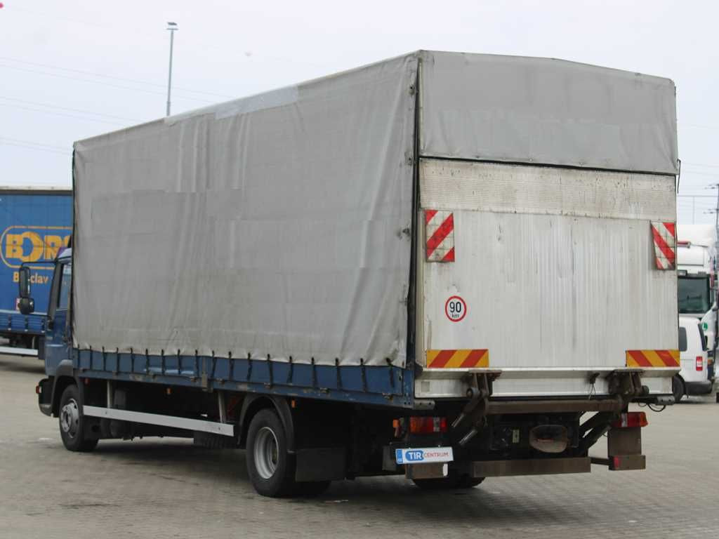 MAN LE 12.220, EURO 6, TAIL LIFT, PNEU 80% - Ponyvás teherautó: 4 kép. MAN LE 12.220, EURO 6, TAIL LIFT, PNEU 80% - Ponyvás teherautó: 4 kép.
