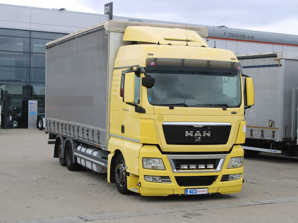 MAN TGX 24.440, EURO 5EEV, 6X2, AIR SUSPENSION - Ponyvás teherautó: 3 kép. MAN TGX 24.440, EURO 5EEV, 6X2, AIR SUSPENSION - Ponyvás teherautó: 3 kép.