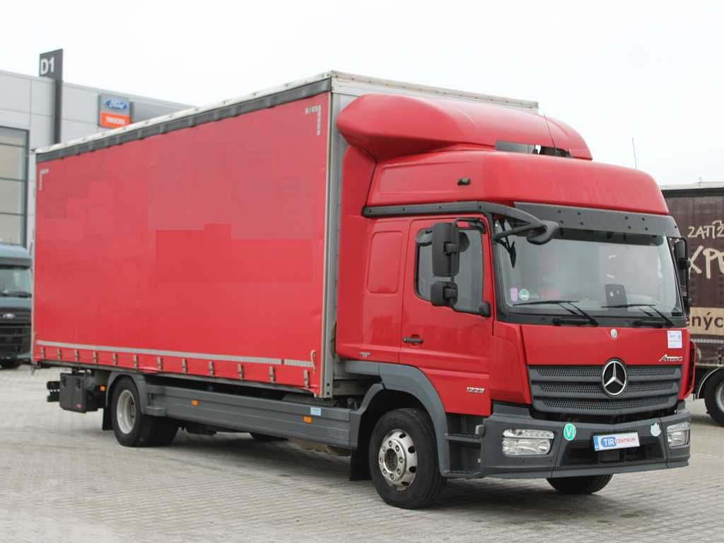Mercedes-Benz ATEGO 1223, EURO 6, NAVIGATION, PNEU 80% - Ponyvás teherautó: 2 kép. Mercedes-Benz ATEGO 1223, EURO 6, NAVIGATION, PNEU 80% - Ponyvás teherautó: 2 kép.