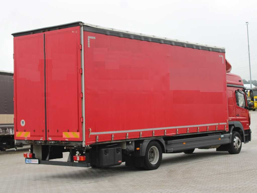 Mercedes-Benz ATEGO 1223, EURO 6, NAVIGATION, PNEU 80% - Ponyvás teherautó: 3 kép. Mercedes-Benz ATEGO 1223, EURO 6, NAVIGATION, PNEU 80% - Ponyvás teherautó: 3 kép.