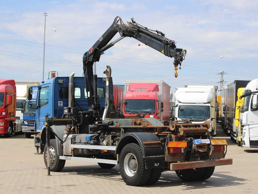 Mercedes-Benz AXOR 1824, CRANE HIAB 099B-3 DUO, 4x4 - Horgos rakodó teherautó, Darus autó: 4 kép. Mercedes-Benz AXOR 1824, CRANE HIAB 099B-3 DUO, 4x4 - Horgos rakodó teherautó, Darus autó: 4 kép.