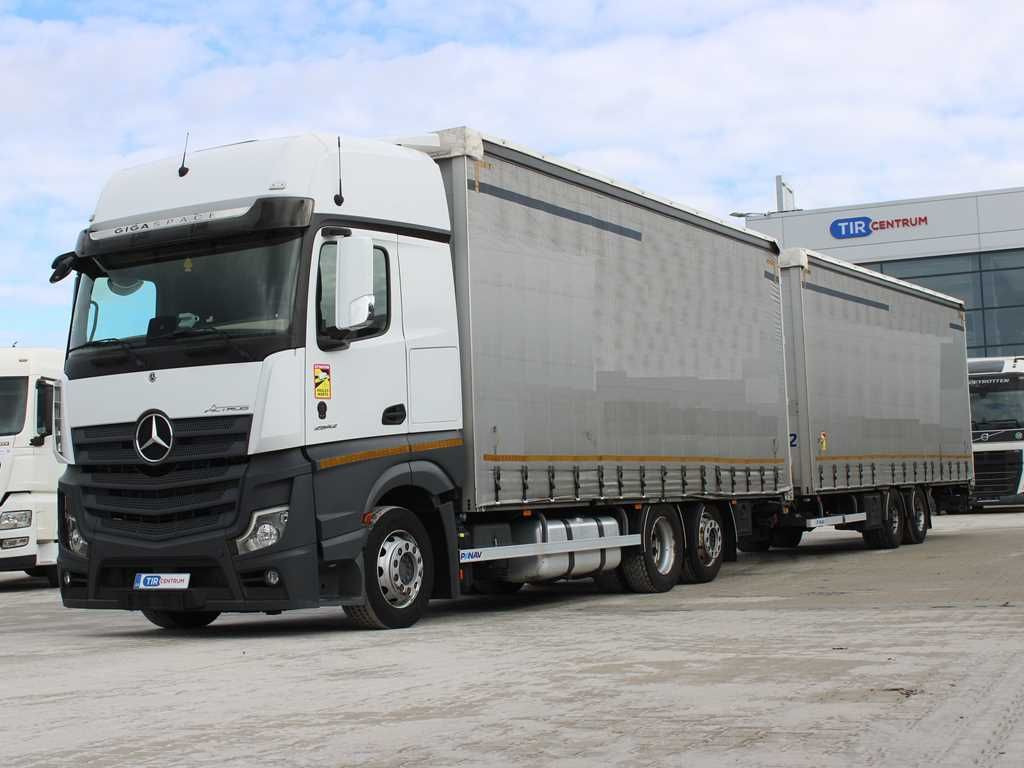 Ponyvás teherautó Mercedes-Benz Actros 2542, 6X2, NAVIGATION+ PANAV TVK18M: 1 kép.