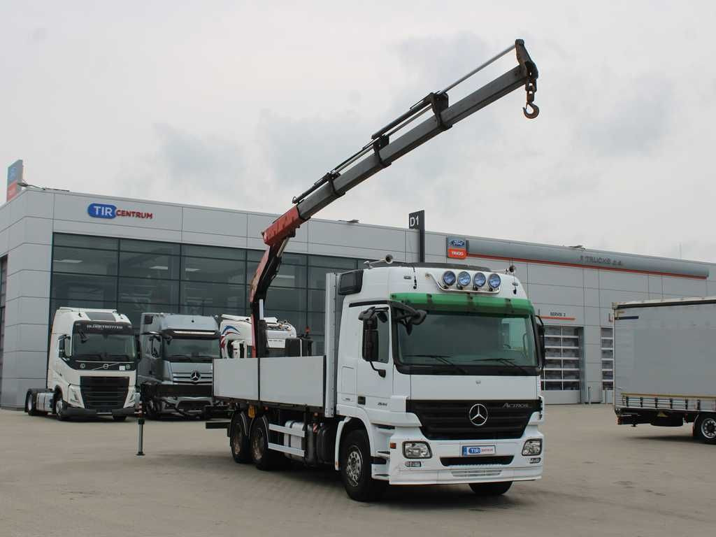 Mercedes-Benz Actros 2644, 6X4, EURO 4, CRANE FASSI F210 - Darus autó: 2 kép. Mercedes-Benz Actros 2644, 6X4, EURO 4, CRANE FASSI F210 - Darus autó: 2 kép.