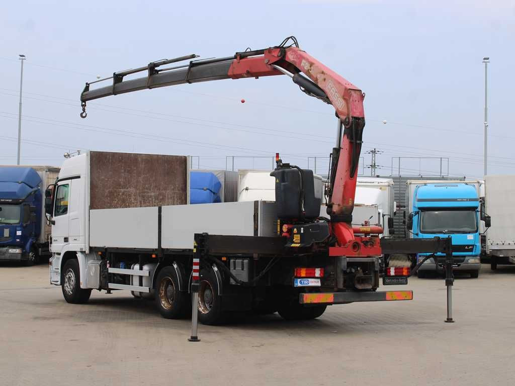 Mercedes-Benz Actros 2644, 6X4, EURO 4, CRANE FASSI F210 - Platós teherautó, Darus autó: 4 kép. Mercedes-Benz Actros 2644, 6X4, EURO 4, CRANE FASSI F210 - Platós teherautó, Darus autó: 4 kép.