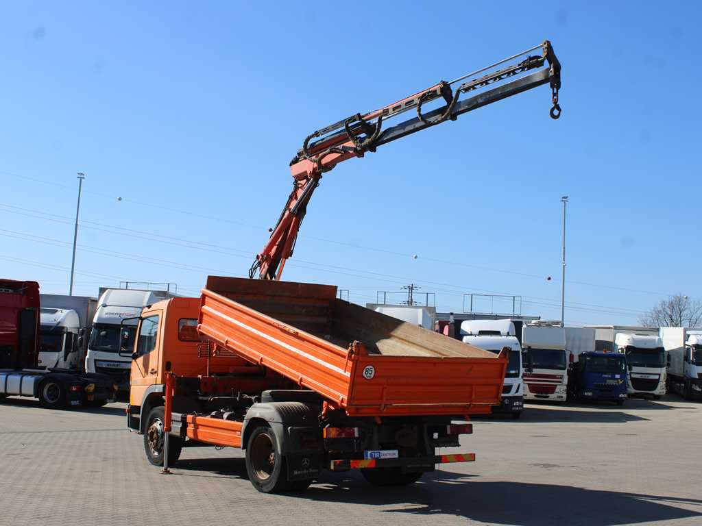 Mercedes-Benz Atego 1523, HYDRAULIC ARM ATLAS 60.1, THREE-SIDED - Billenőplatós teherautó, Darus autó: 5 kép. Mercedes-Benz Atego 1523, HYDRAULIC ARM ATLAS 60.1, THREE-SIDED - Billenőplatós teherautó, Darus autó: 5 kép.