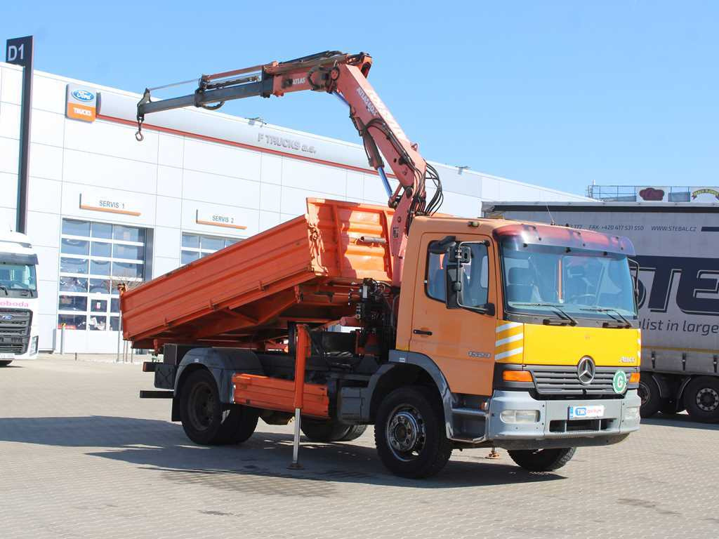 Mercedes-Benz Atego 1523, HYDRAULIC ARM ATLAS 60.1, THREE-SIDED - Billenőplatós teherautó, Darus autó: 3 kép. Mercedes-Benz Atego 1523, HYDRAULIC ARM ATLAS 60.1, THREE-SIDED - Billenőplatós teherautó, Darus autó: 3 kép.