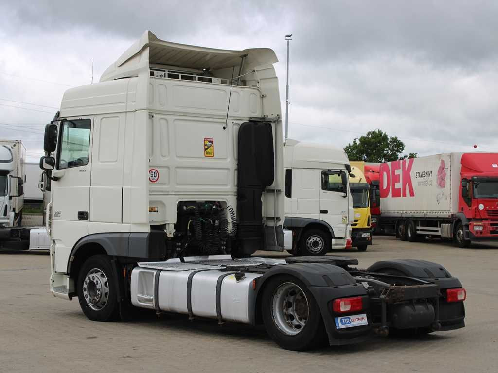 DAF XF 460 FT, LOWDECK, EURO 6 - Nyergesvontató: 4 kép. DAF XF 460 FT, LOWDECK, EURO 6 - Nyergesvontató: 4 kép.