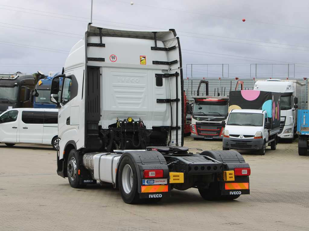 Iveco S-Way 480, EURO 6, INDEPENDENT AIR CONDITIONING, NAVIGATION - Nyergesvontató: 5 kép. Iveco S-Way 480, EURO 6, INDEPENDENT AIR CONDITIONING, NAVIGATION - Nyergesvontató: 5 kép.