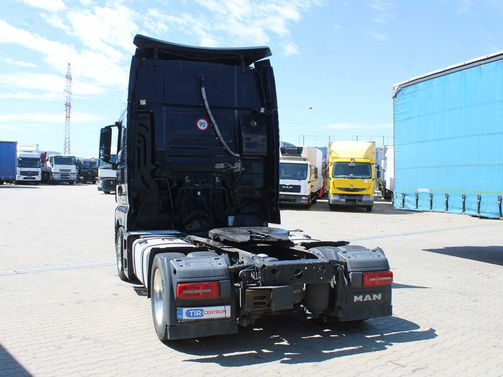 MAN TGX 18.480, EURO 6, LOWDECK, INDEPENDENT AIR CONDITIONING - Nyergesvontató: 5 kép. MAN TGX 18.480, EURO 6, LOWDECK, INDEPENDENT AIR CONDITIONING - Nyergesvontató: 5 kép.