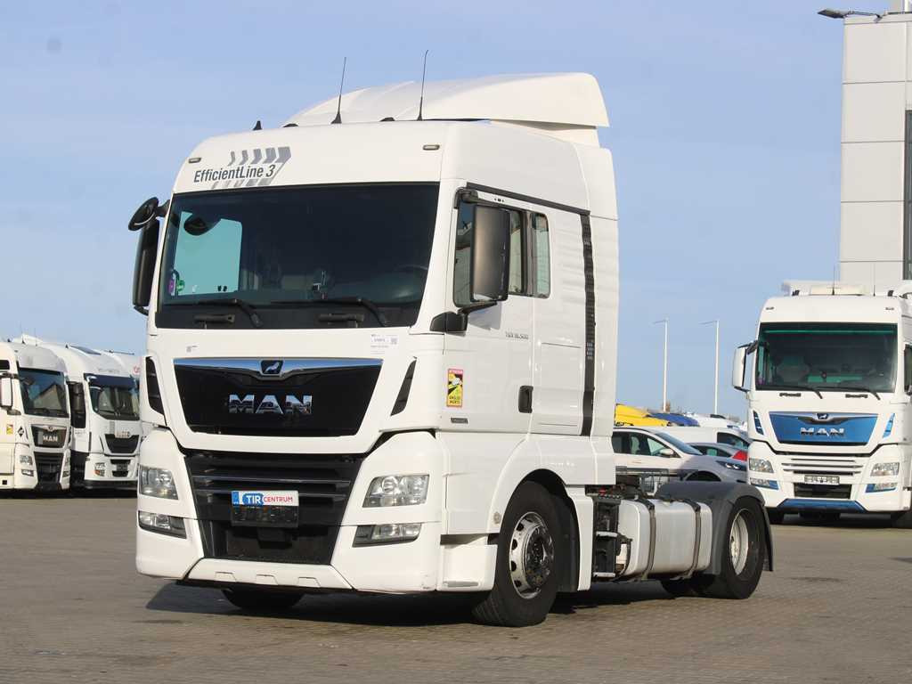 MAN TGX 18.500, LOWDECK, NAVIGATION, RETARDER, EURO 6 - Nyergesvontató: 1 kép. MAN TGX 18.500, LOWDECK, NAVIGATION, RETARDER, EURO 6 - Nyergesvontató: 1 kép.