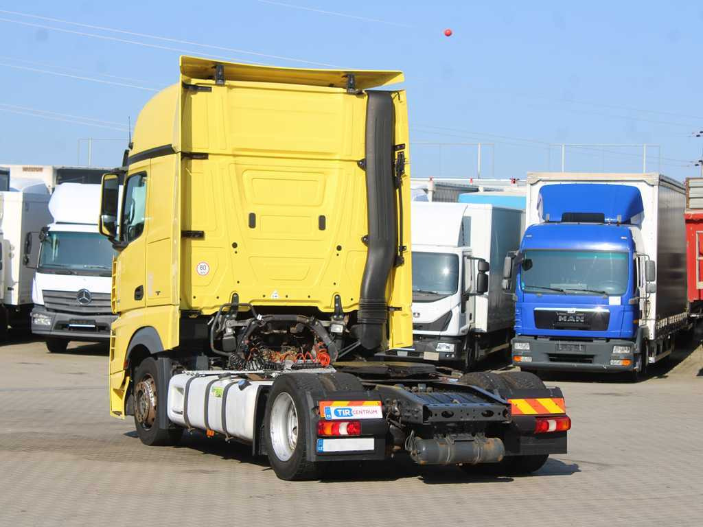 Mercedes-Benz Actros 1845, EURO 6, LOWDECK, PNEU 80% - Nyergesvontató: 5 kép. Mercedes-Benz Actros 1845, EURO 6, LOWDECK, PNEU 80% - Nyergesvontató: 5 kép.