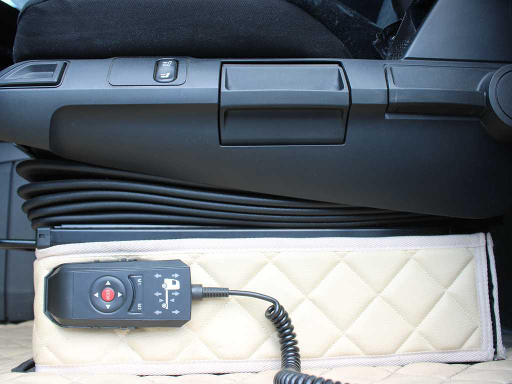 Nyergesvontató Mercedes-Benz Actros 1848, EURO 6, GIGA SPACE, NAVIGATION, LOWDECK: 6 kép.