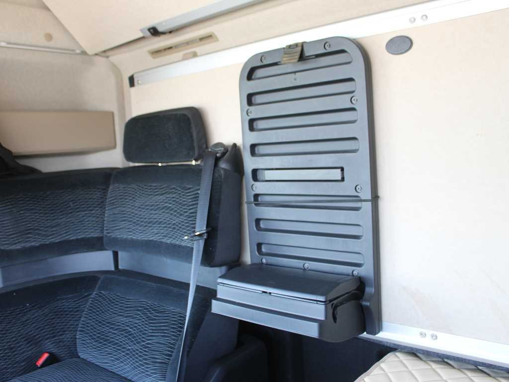 Nyergesvontató Mercedes-Benz Actros 1848, EURO 6, GIGA SPACE, NAVIGATION, LOWDECK: 13 kép.