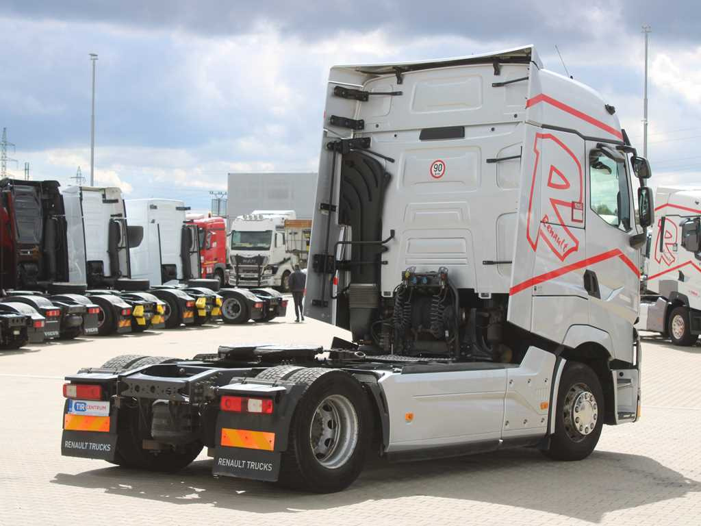 Renault T520 COMFORT, EURO 6 - Nyergesvontató: 4 kép. Renault T520 COMFORT, EURO 6 - Nyergesvontató: 4 kép.