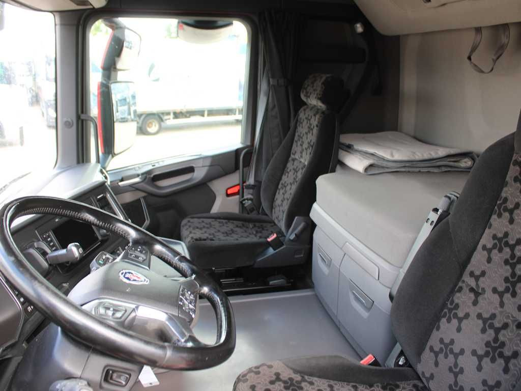 Scania R 450, LOWDECK, EURO 6, RETARDER, NAVIGATION lízing Scania R 450, LOWDECK, EURO 6, RETARDER, NAVIGATION: 8 kép.