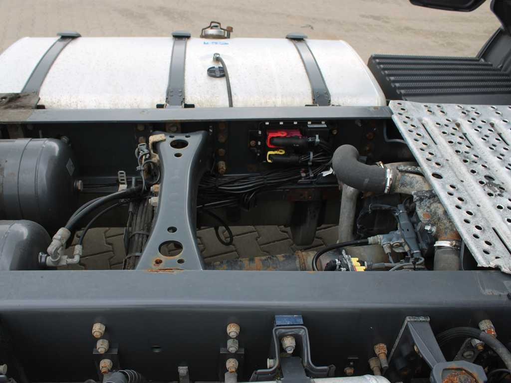 Nyergesvontató Scania R490, EURO 6, INDEPENDENT AIR CONDITIONING, RETARDER: 6 kép. Nyergesvontató Scania R490, EURO 6, INDEPENDENT AIR CONDITIONING, RETARDER: 6 kép.