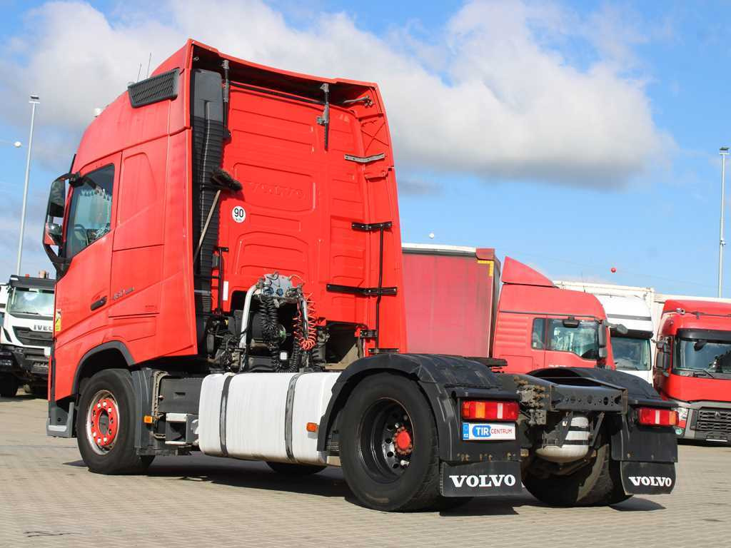 Volvo FH 460 4X2, VEB+, EURO 6, HYDRAULIC - Nyergesvontató: 5 kép. Volvo FH 460 4X2, VEB+, EURO 6, HYDRAULIC - Nyergesvontató: 5 kép.