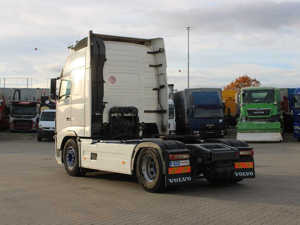 Volvo FH 460, HYDRAULIC, EURO 5 EEV, VEB+ - Nyergesvontató: 5 kép. Volvo FH 460, HYDRAULIC, EURO 5 EEV, VEB+ - Nyergesvontató: 5 kép.