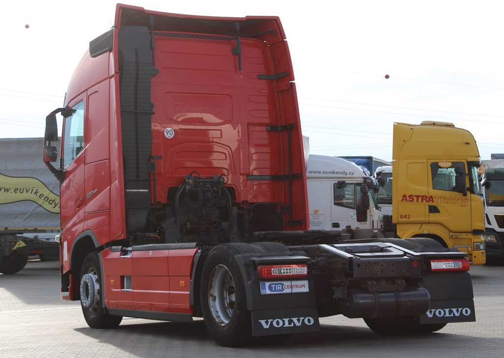 Volvo FH 500, EURO 6, VEB + - Nyergesvontató: 5 kép. Volvo FH 500, EURO 6, VEB + - Nyergesvontató: 5 kép.