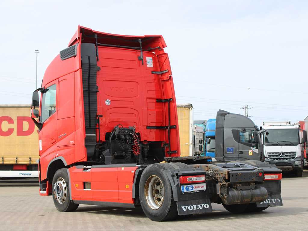 Volvo FH 500, EURO 6, VEB + - Nyergesvontató: 5 kép. Volvo FH 500, EURO 6, VEB + - Nyergesvontató: 5 kép.