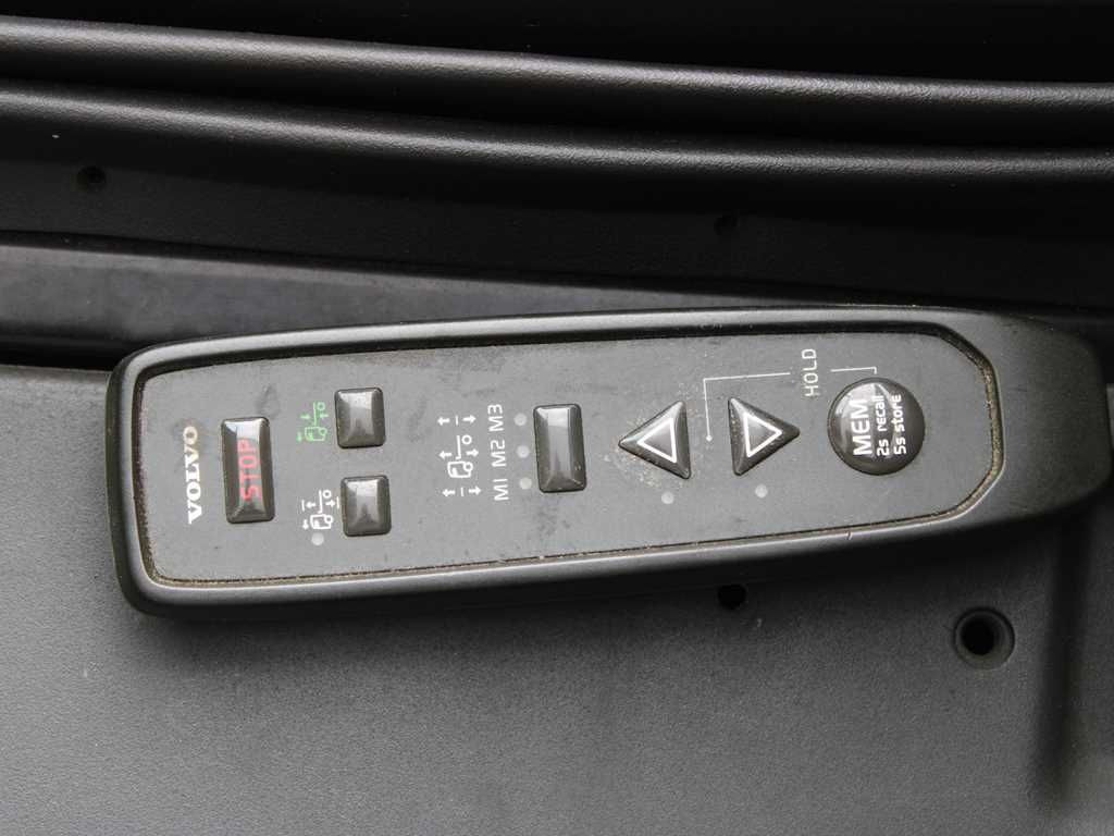 Nyergesvontató Volvo FH 500, LOWDECK, EURO 6, VEB+: 7 kép.